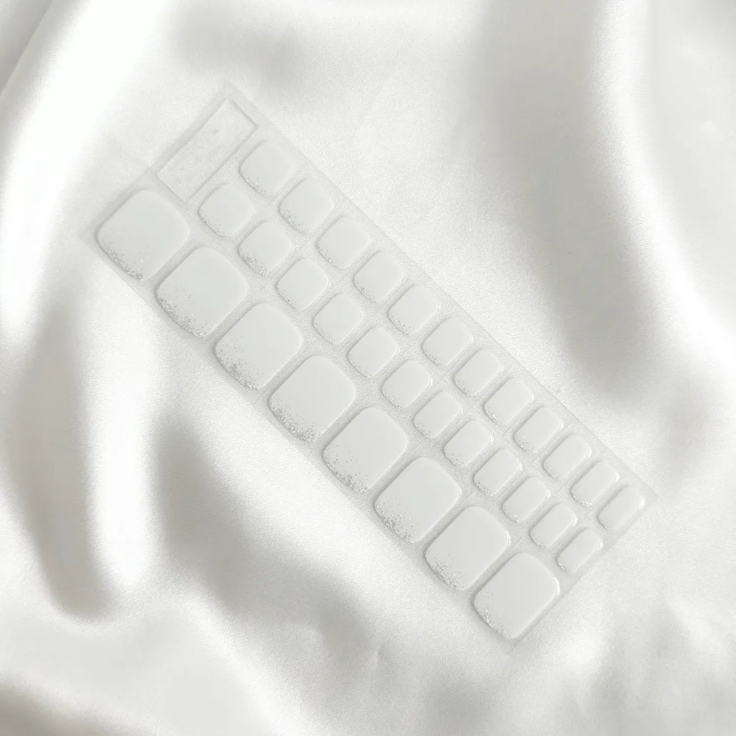 Snowfall 32 Strip Semi Cured Pedi Wrap